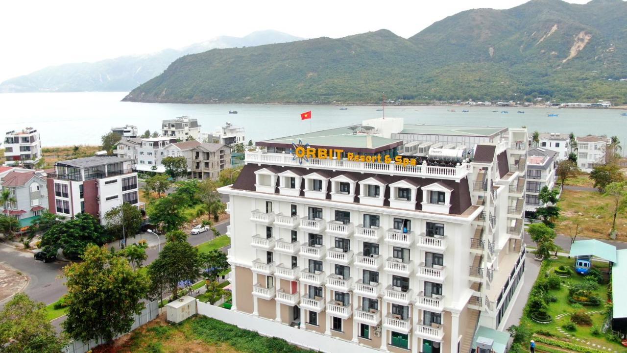 Resort Orbit